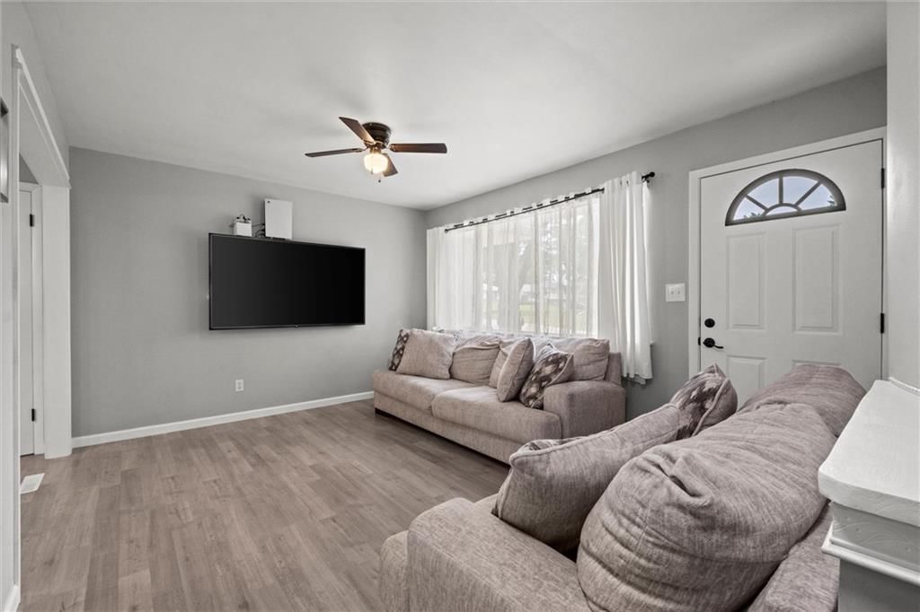 202 SW Yost Avenue — photo 5