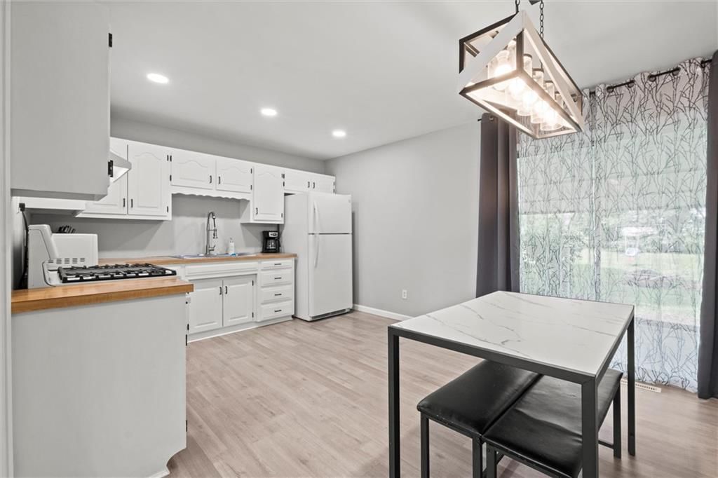 202 SW Yost Avenue — photo 8