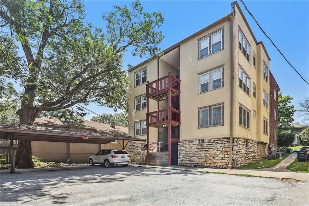 5131 Wyandotte Street — photo 15