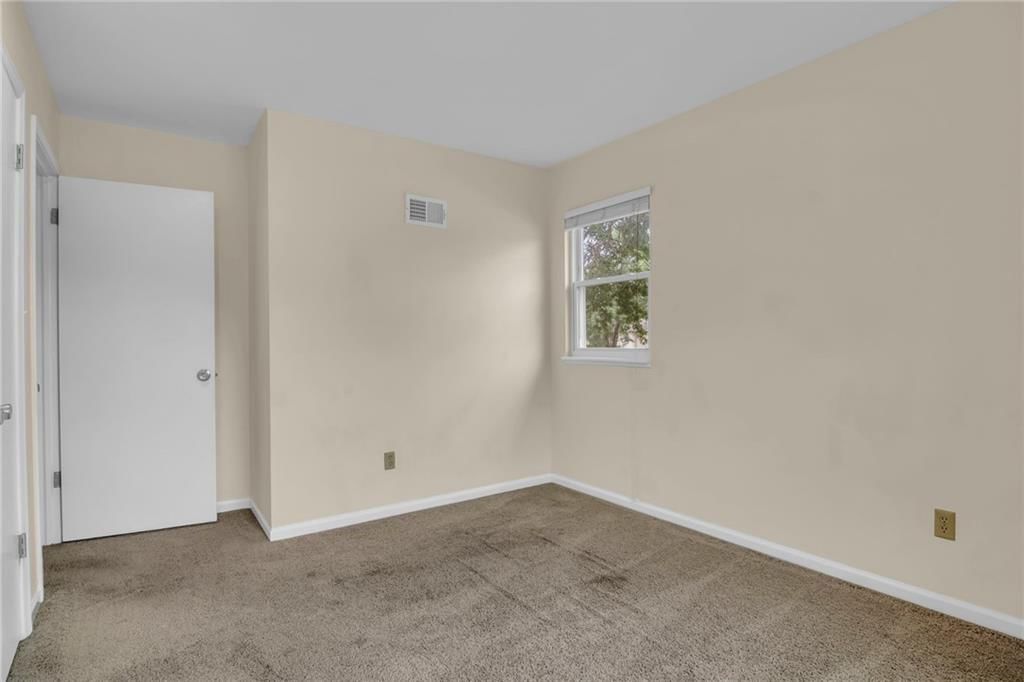 8407 W 97th Terrace — photo 33