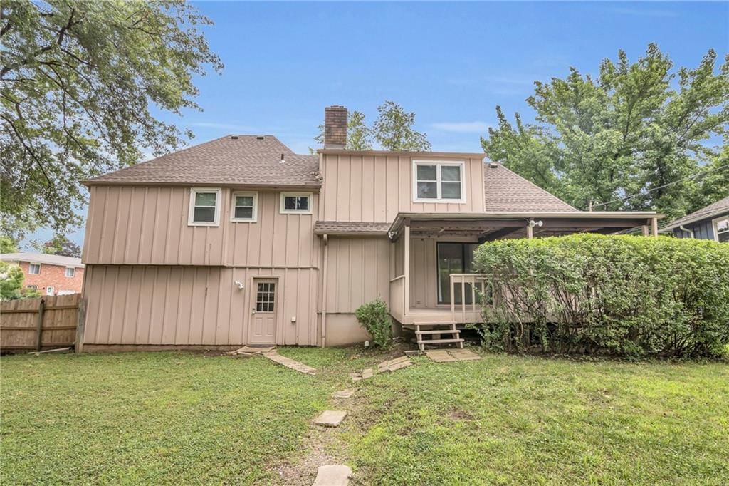 8407 W 97th Terrace — photo 41