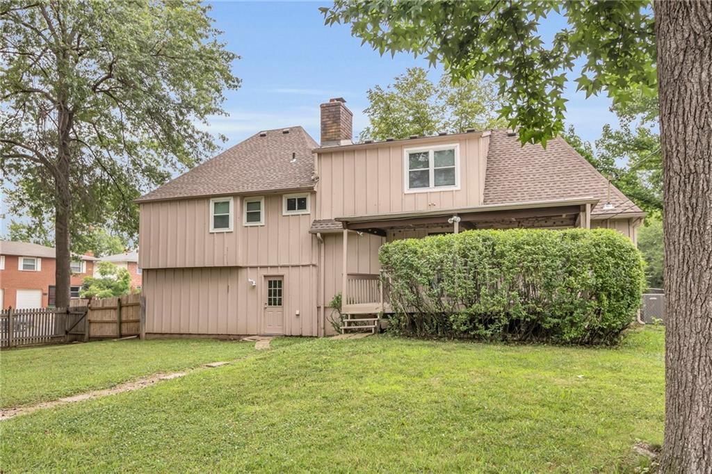 8407 W 97th Terrace — photo 44