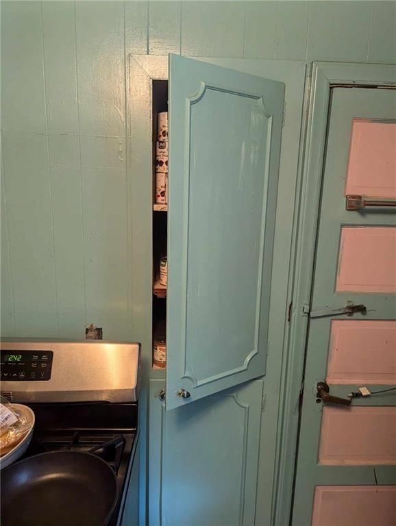 3319 Holmes Street — photo 17