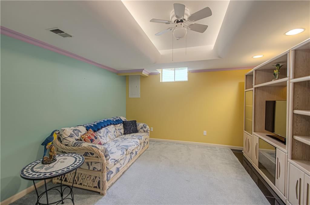 9221 acuff Lane — photo 27