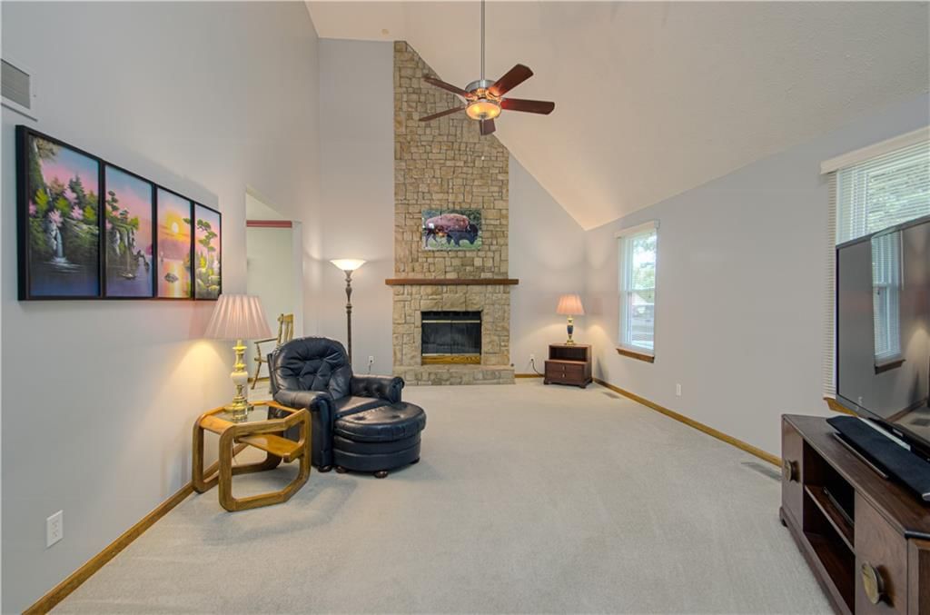 9221 acuff Lane — photo 7