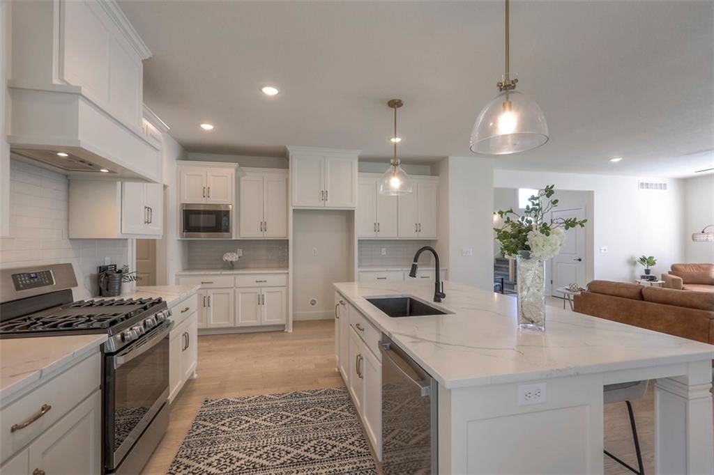 8108 NW 89th Terrace — photo 17