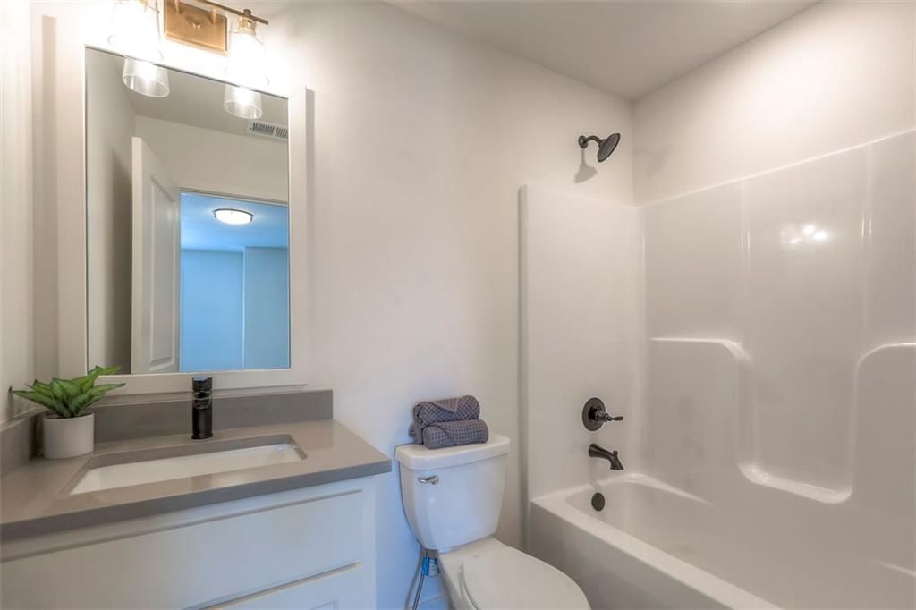 8108 NW 89th Terrace — photo 34