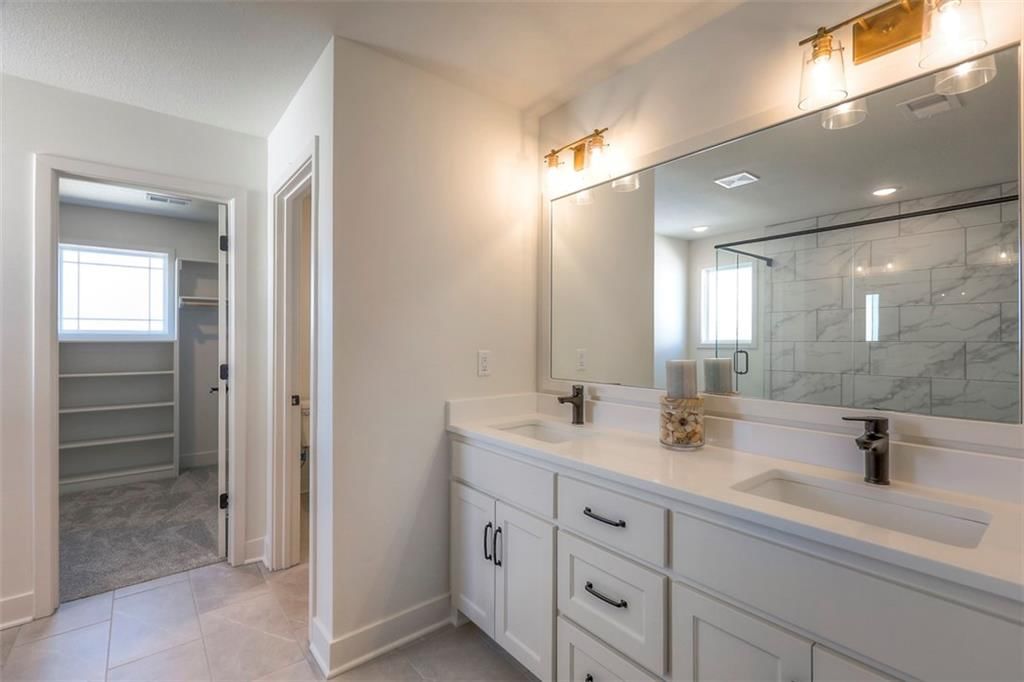 8108 NW 89th Terrace — photo 38