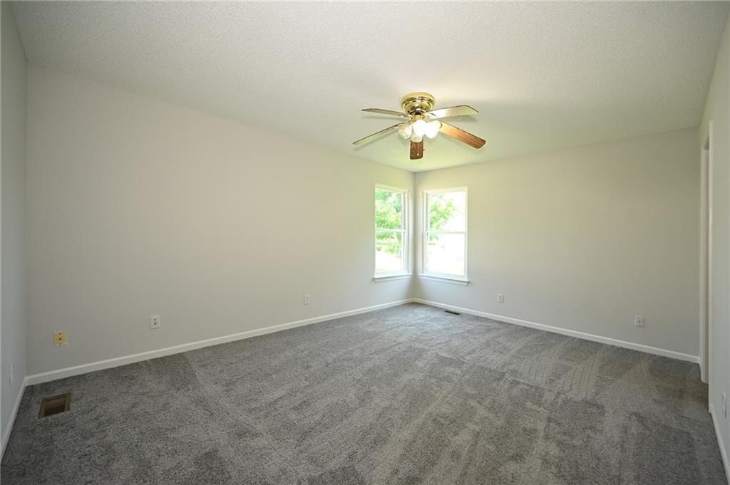 13795 Hunter Drive — photo 23
