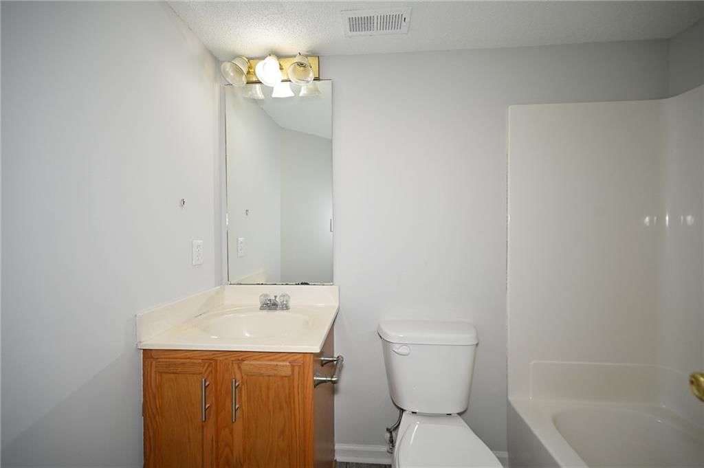 13795 Hunter Drive — photo 33