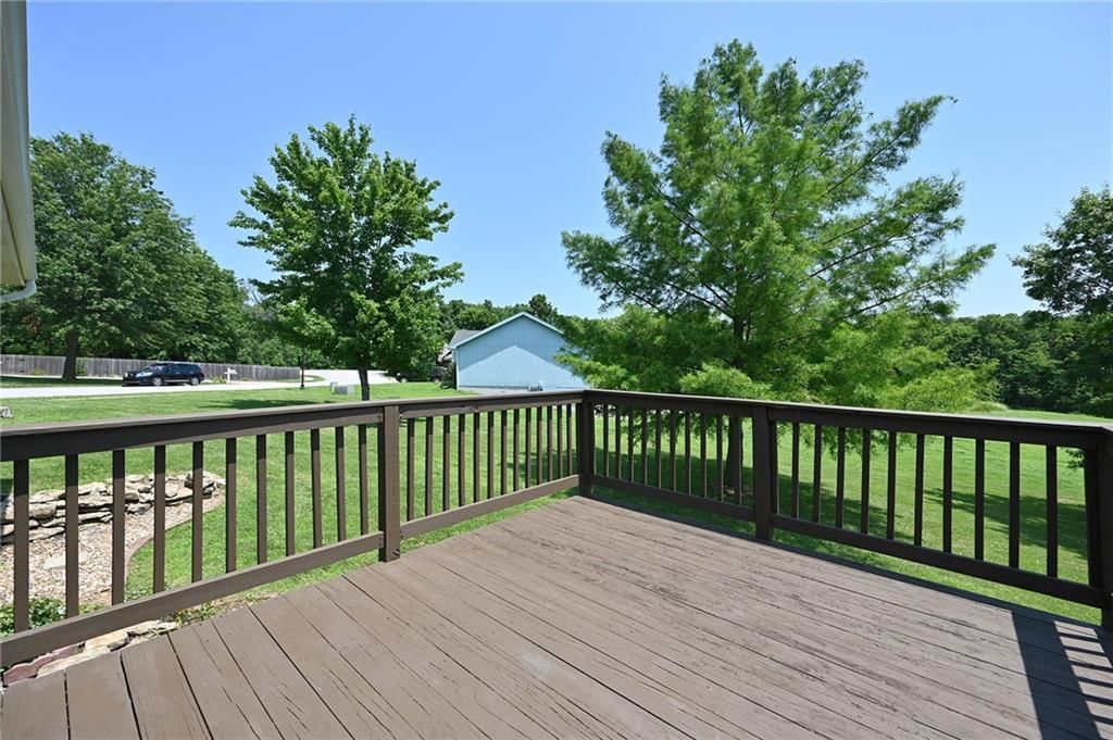 13795 Hunter Drive — photo 9