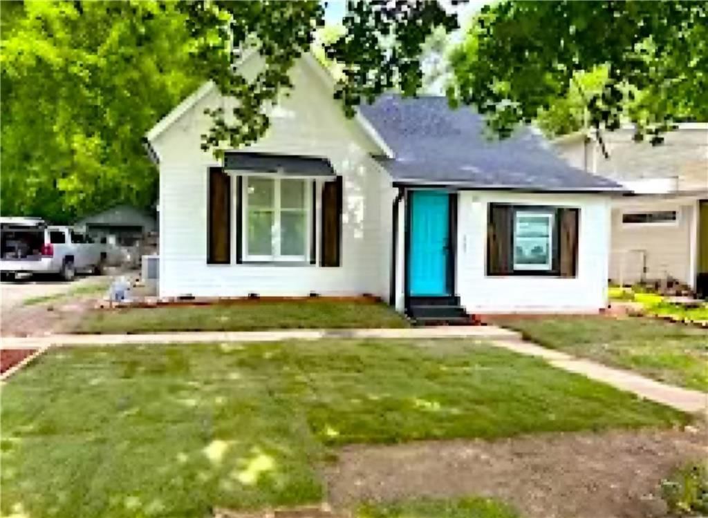 721 S Brookside Avenue — photo 2