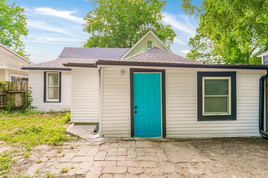 721 S Brookside Avenue — photo 4