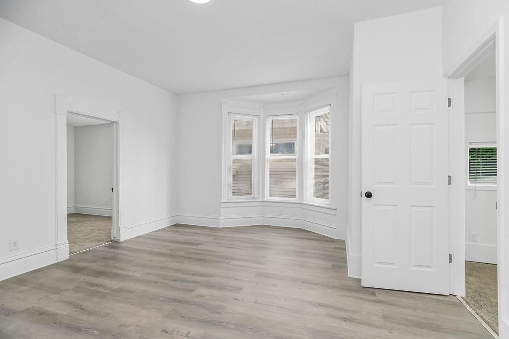 721 S Brookside Avenue — photo 8