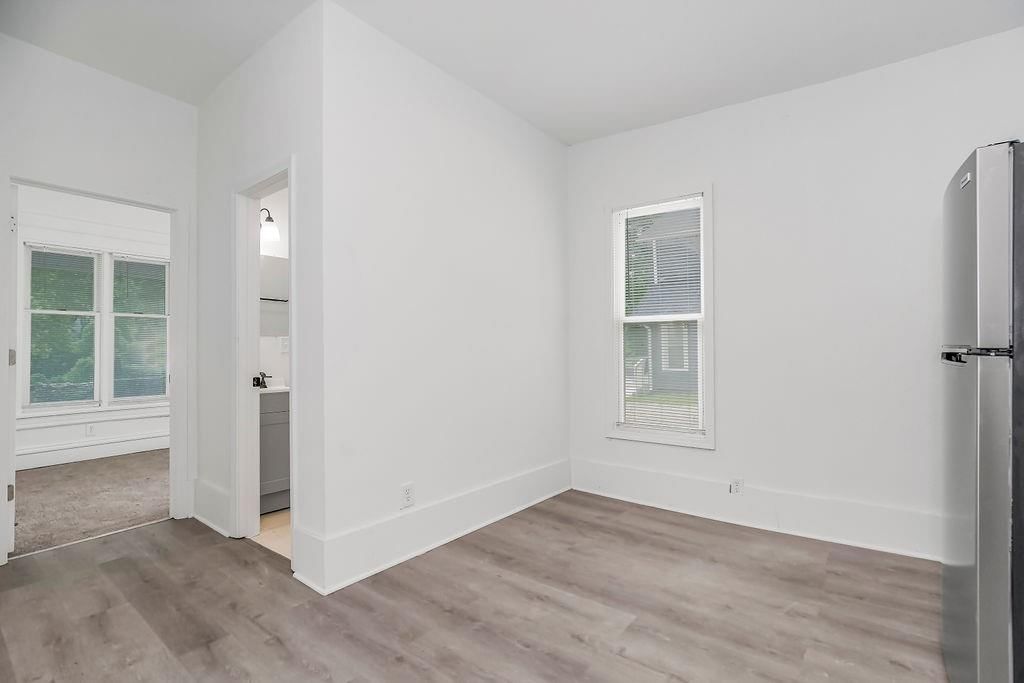721 S Brookside Avenue — photo 9