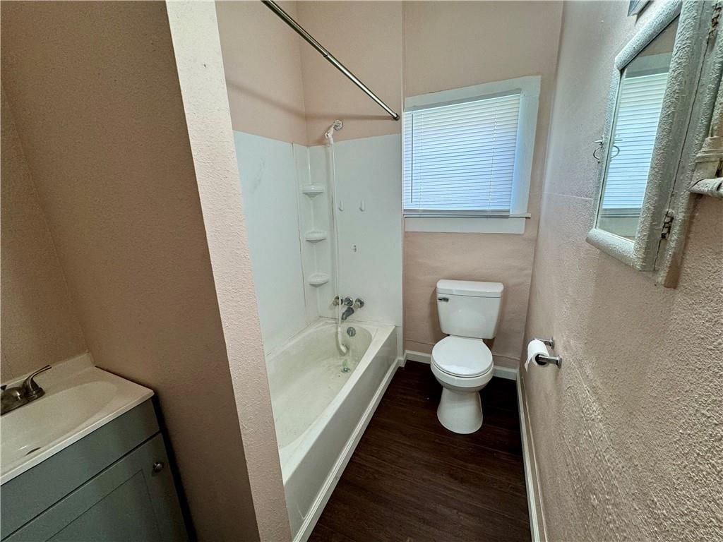 309 Broad Street — photo 11