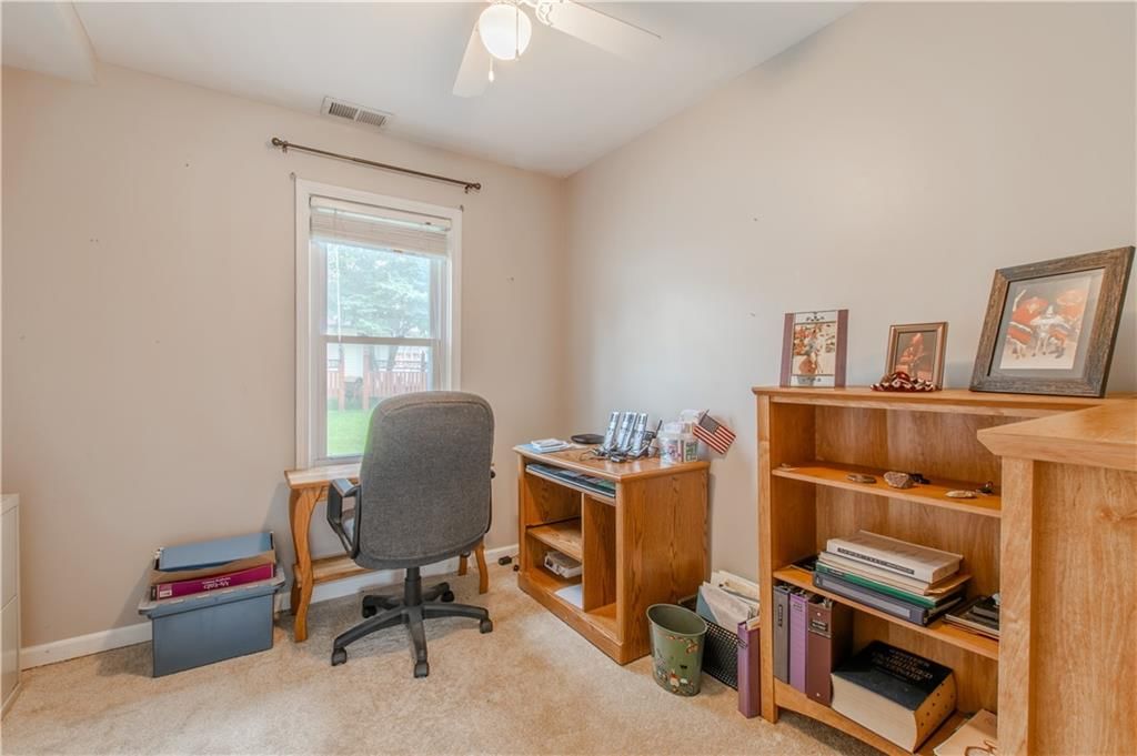 302 W Walnut Street — photo 25