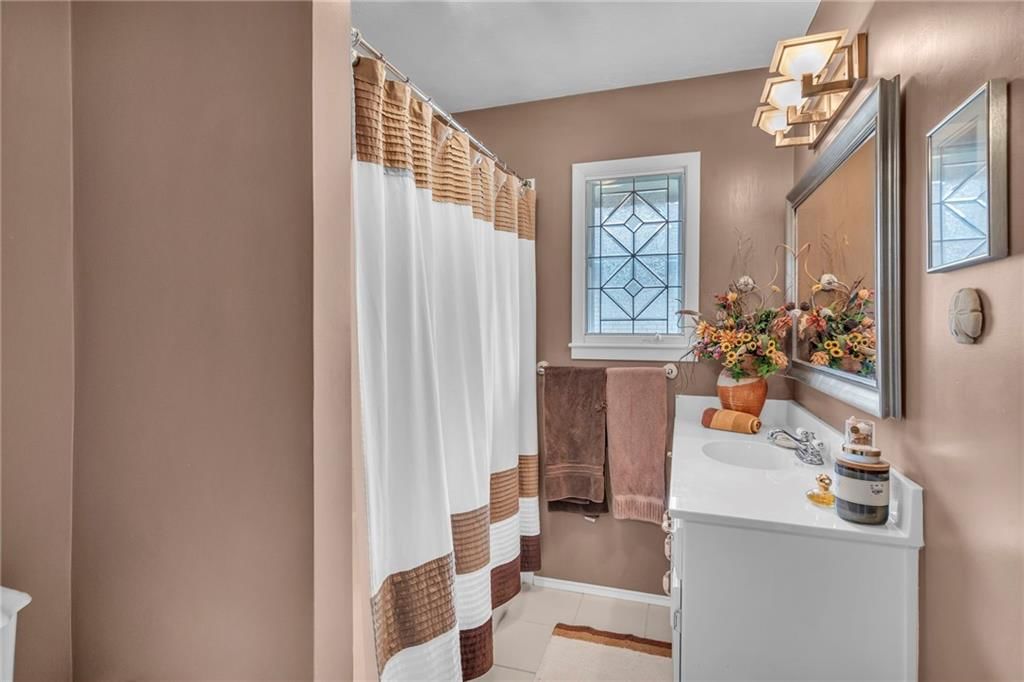 425 North Shore Drive — photo 19