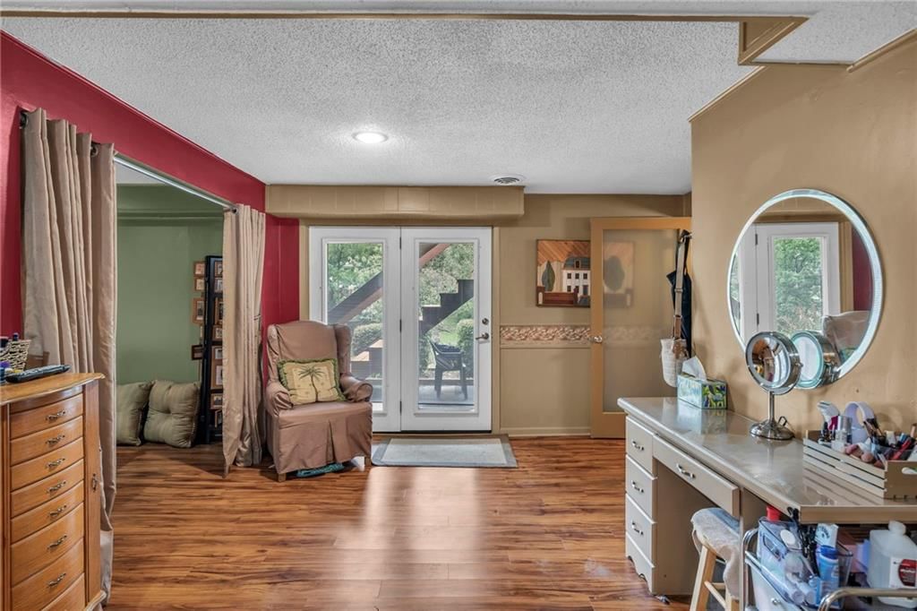 425 North Shore Drive — photo 29