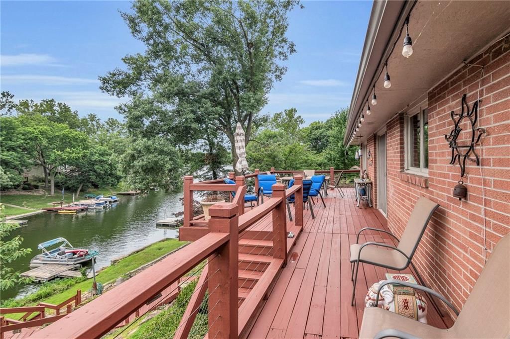 425 North Shore Drive — photo 33