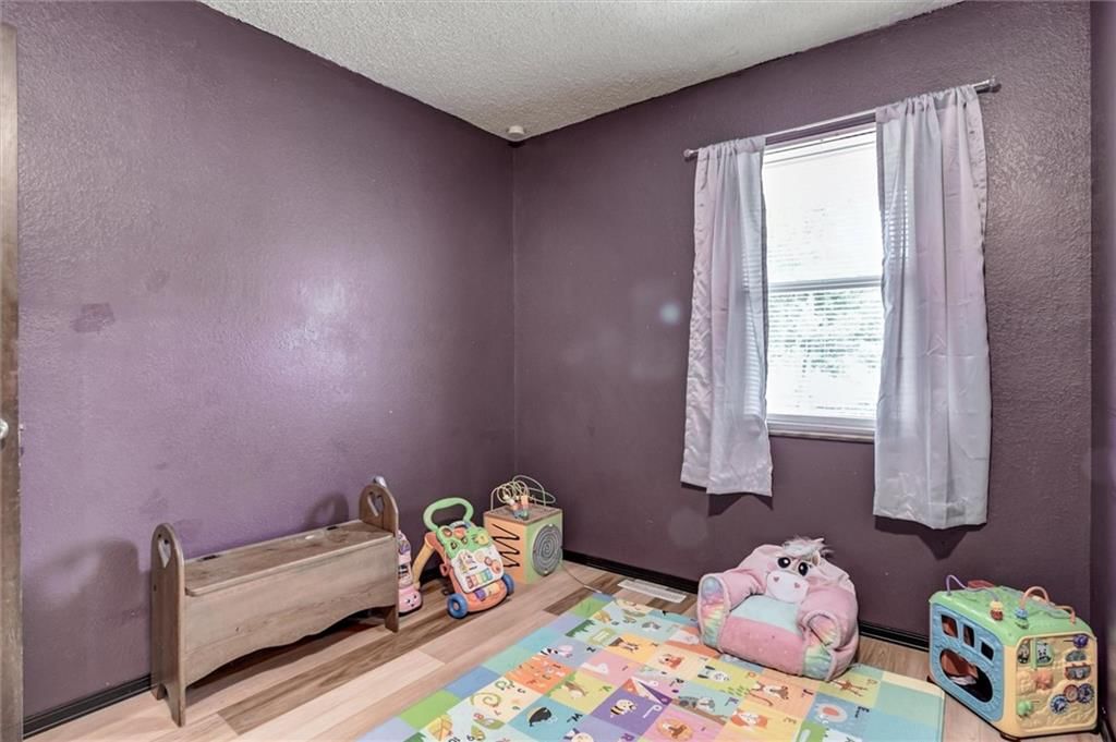 1022 Village Court — photo 14