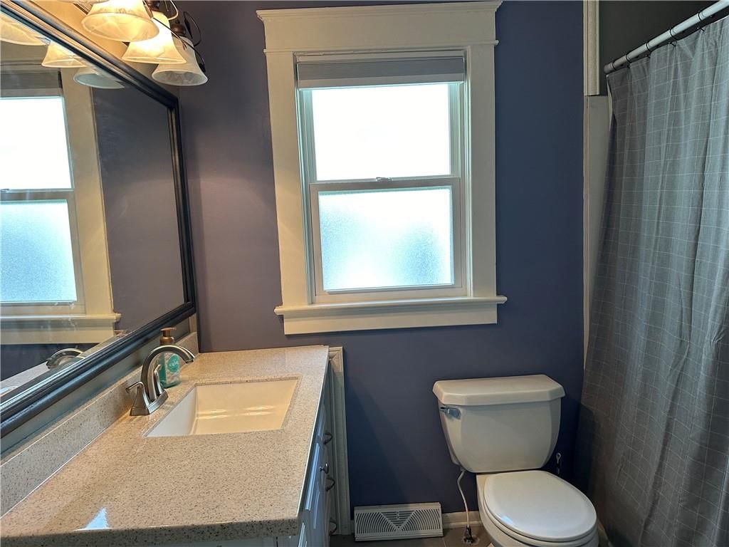 709 N Delaware Street — photo 16