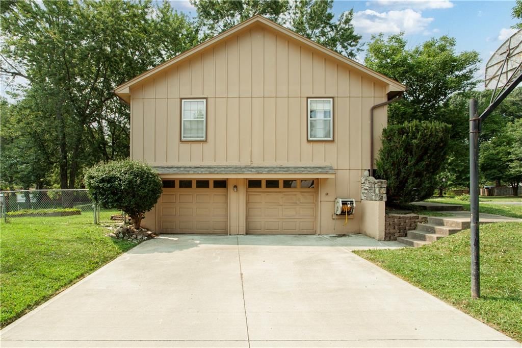7407 Harvard Drive — photo 4