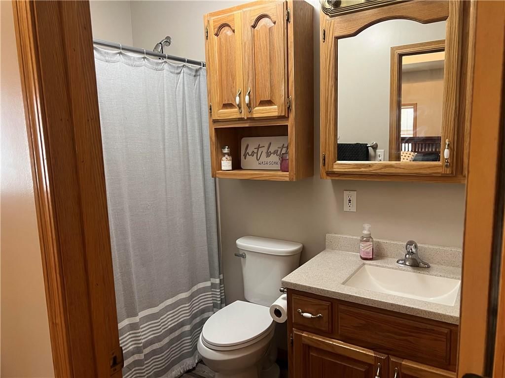 205 S Washington Street — photo 11