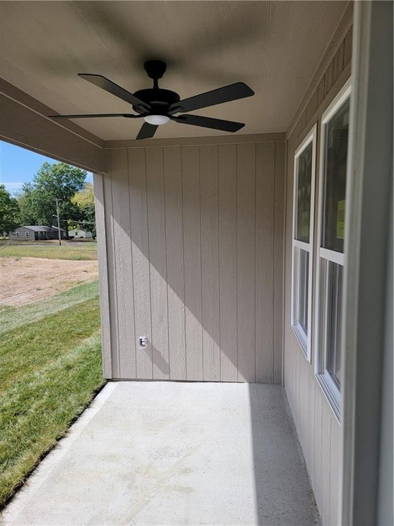 309 N Jackson Street — photo 11