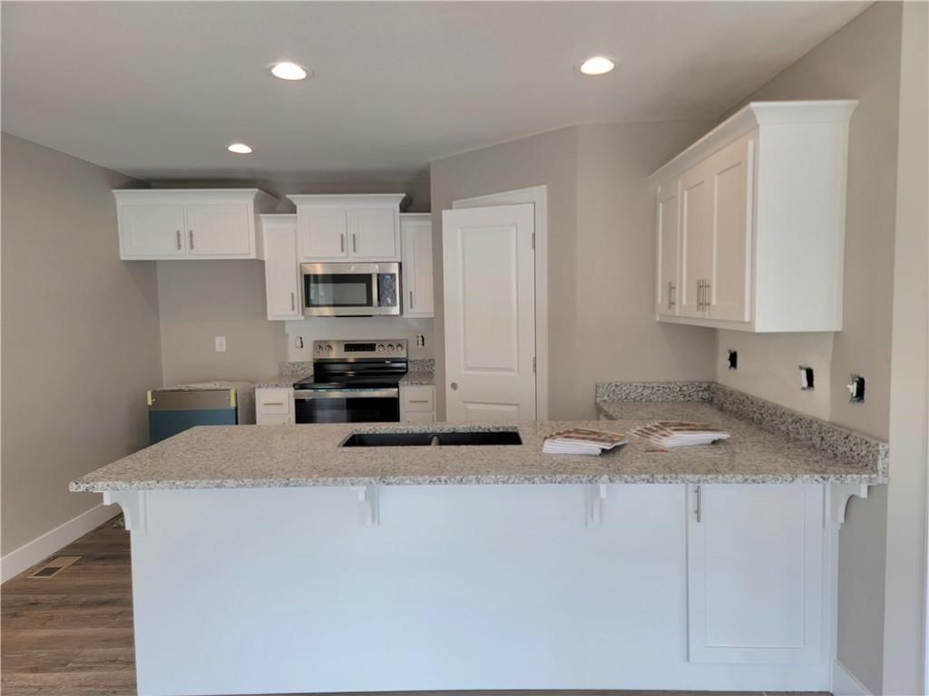 309 N Jackson Street — photo 6