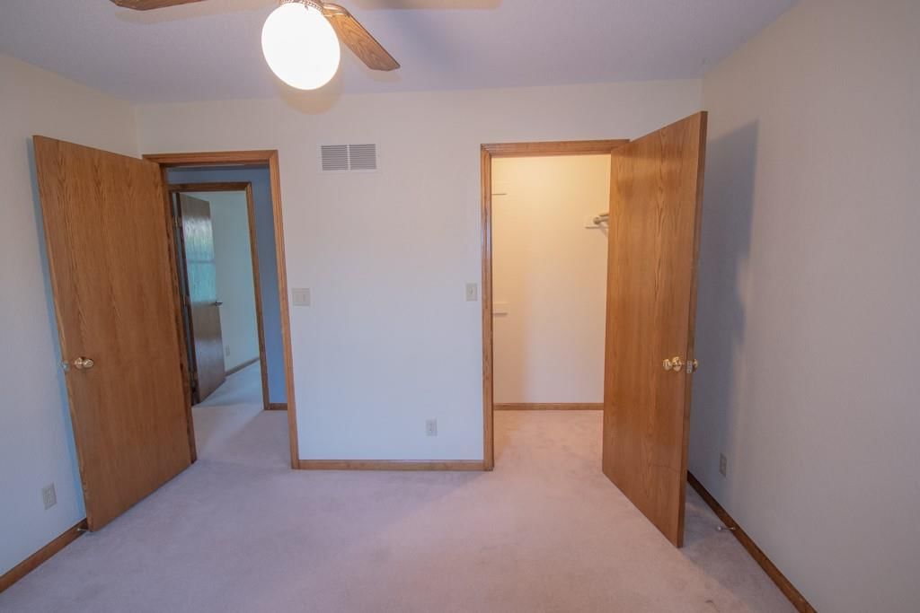 405 N Institute Street — photo 21