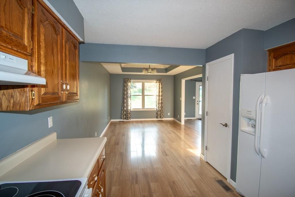 405 N Institute Street — photo 6