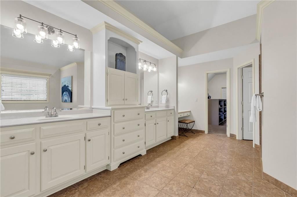 14205 Bluejacket Street — photo 11