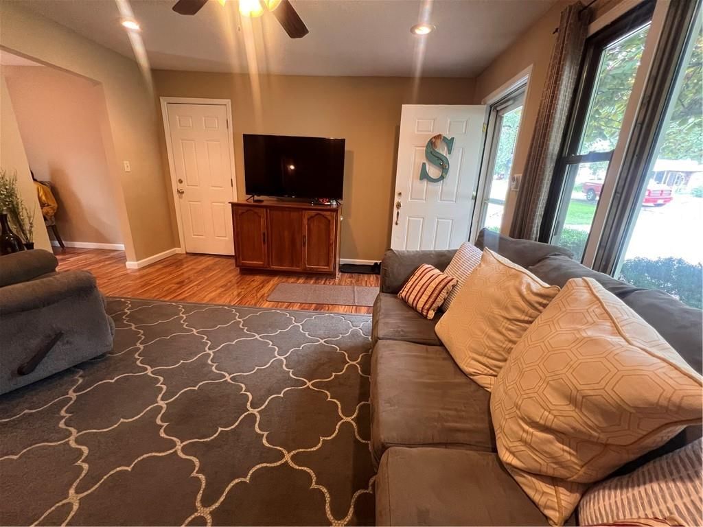 17212 Cerrito Drive — photo 17