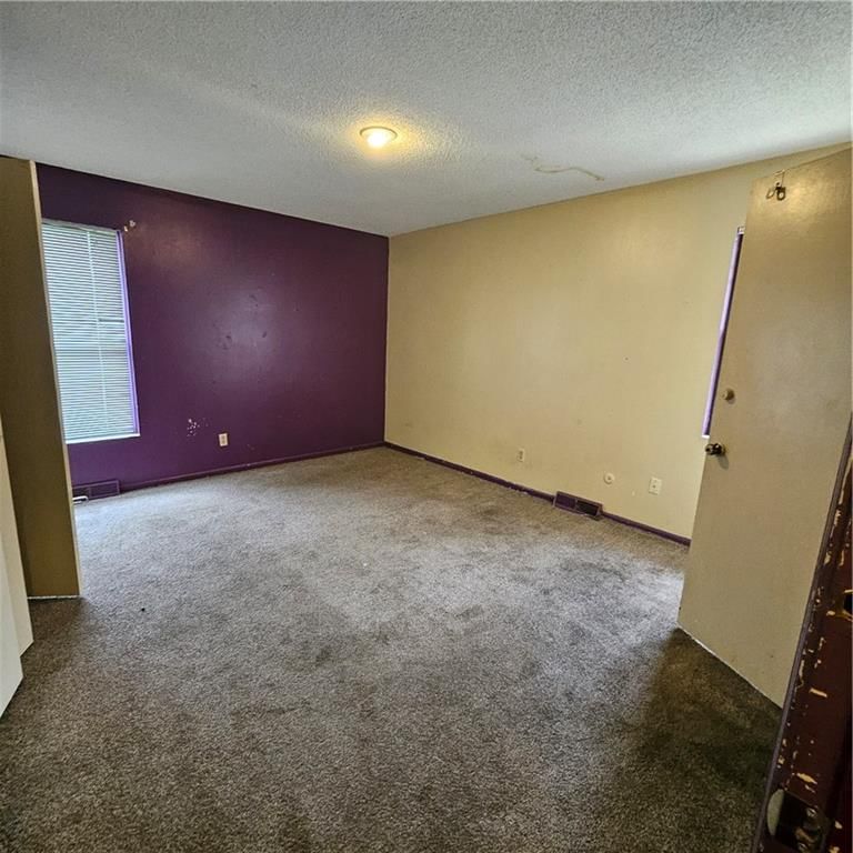 8909 caenen lake Terrace — photo 7