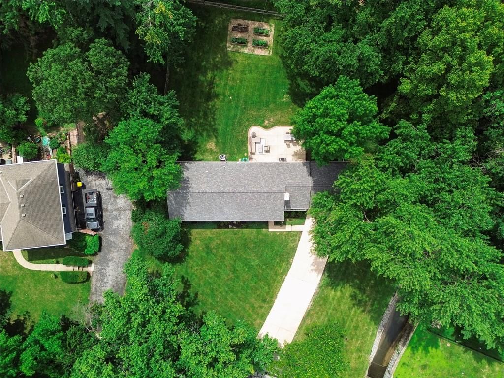 9808 Belinder Road — photo 30