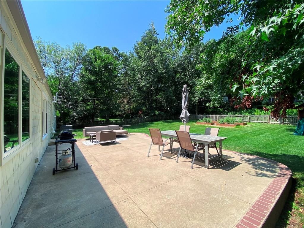 9808 Belinder Road — photo 36