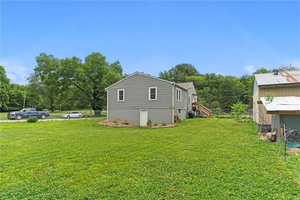 7502 James A Reed Road — photo 28