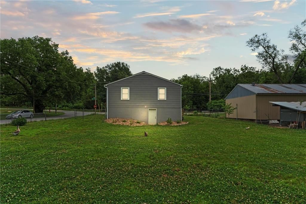 7502 James A Reed Road — photo 29