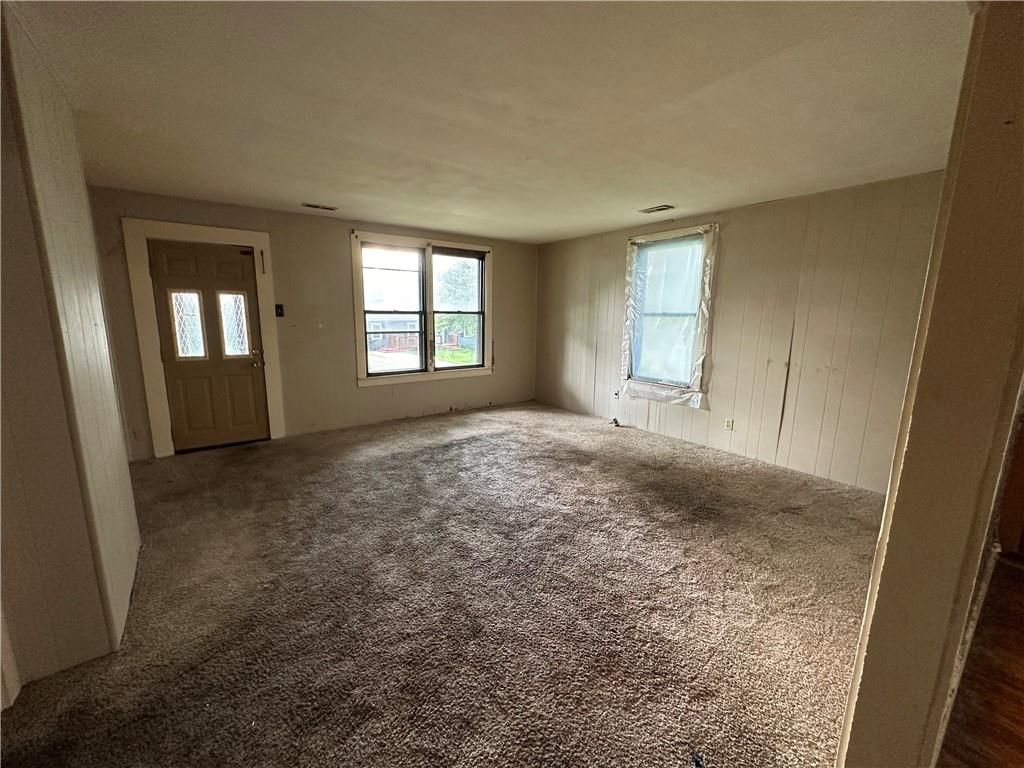 1213 Hines Street — photo 9