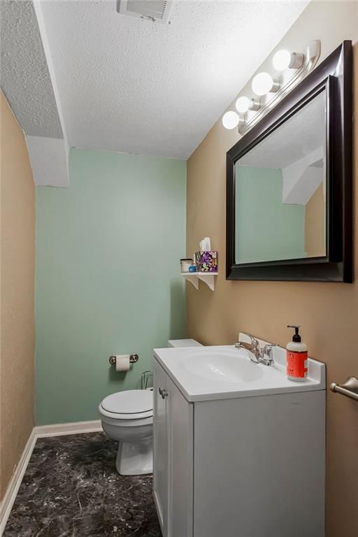 208 SE 21st Street — photo 10