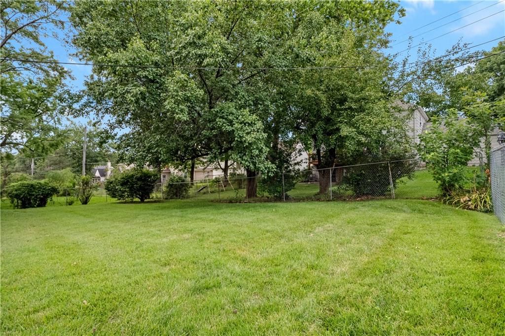 3604 Shady Lane Drive — photo 47