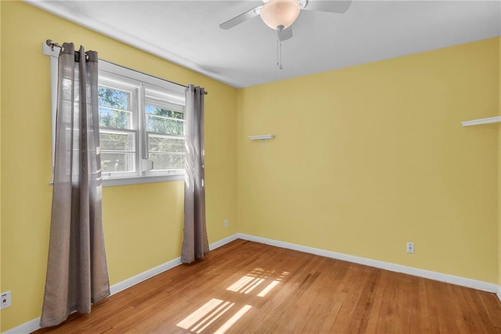 6816 N Baltimore Avenue — photo 13