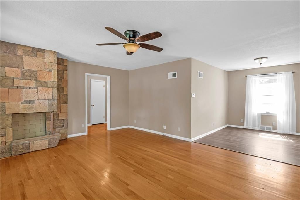 6816 N Baltimore Avenue — photo 4