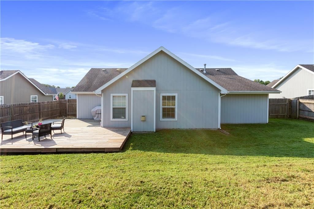 2201 E Willow Point Circle — photo 24