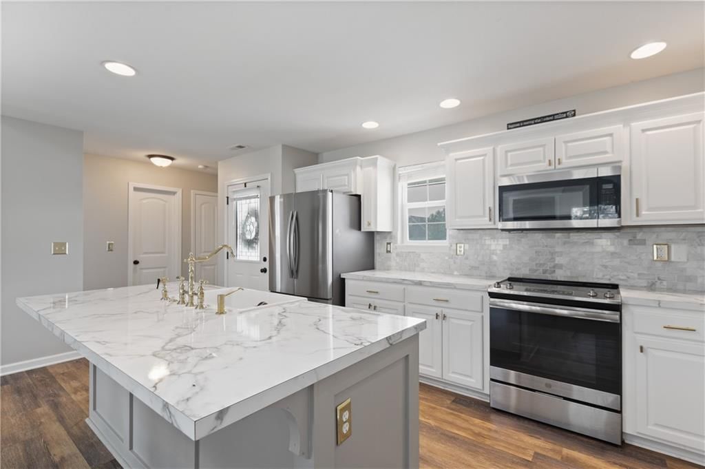 2201 E Willow Point Circle — photo 6