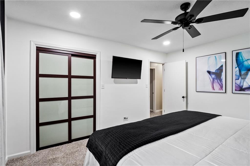 12911 Smalley Avenue — photo 18