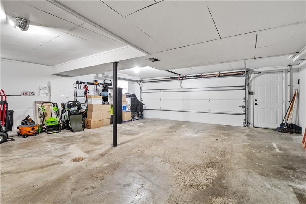 12911 Smalley Avenue — photo 30