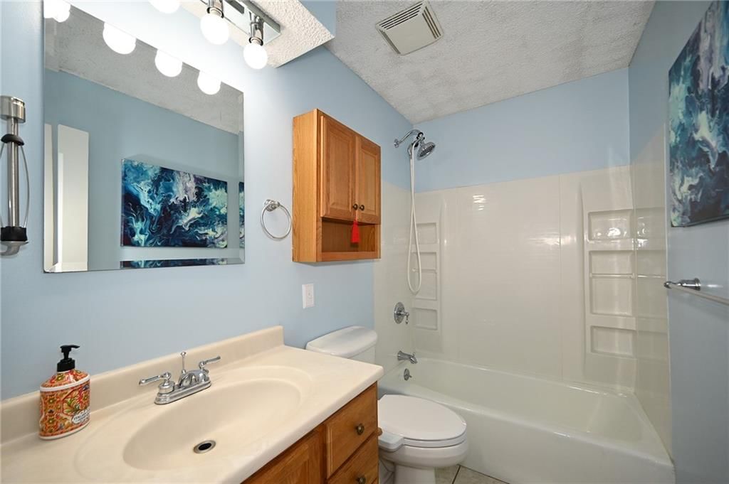2200 NW 84th Terrace — photo 21