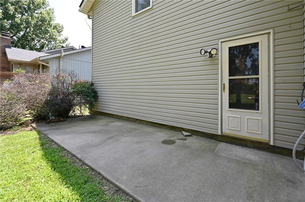 2200 NW 84th Terrace — photo 5
